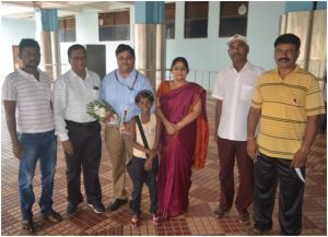 Mr& Mrs.Lanka Ravi being received by Andaman Nicobar Islands Chess Association Officials at Port Blair Airport by Shri.Dinesh Secretary ANCA and officials of the Association.